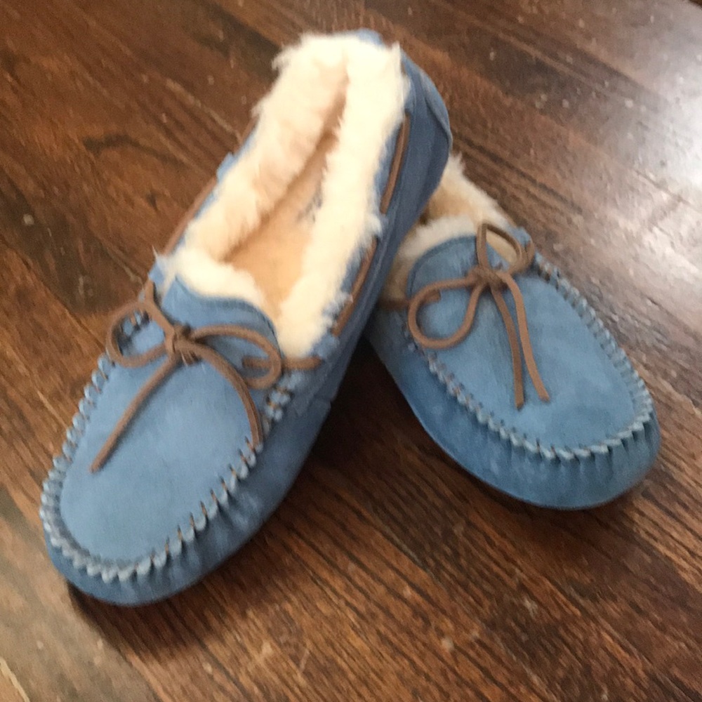 UGG Australia Slippers  deep sky blue/never worn